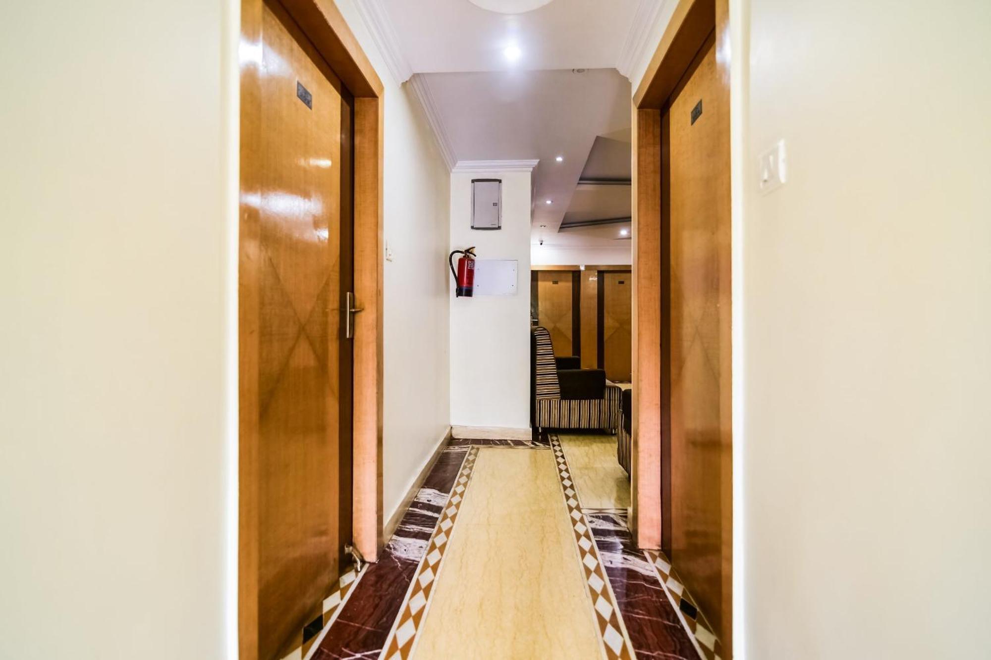 Capital O 61493 Hotel All Seasons Jamshedpur Exterior foto