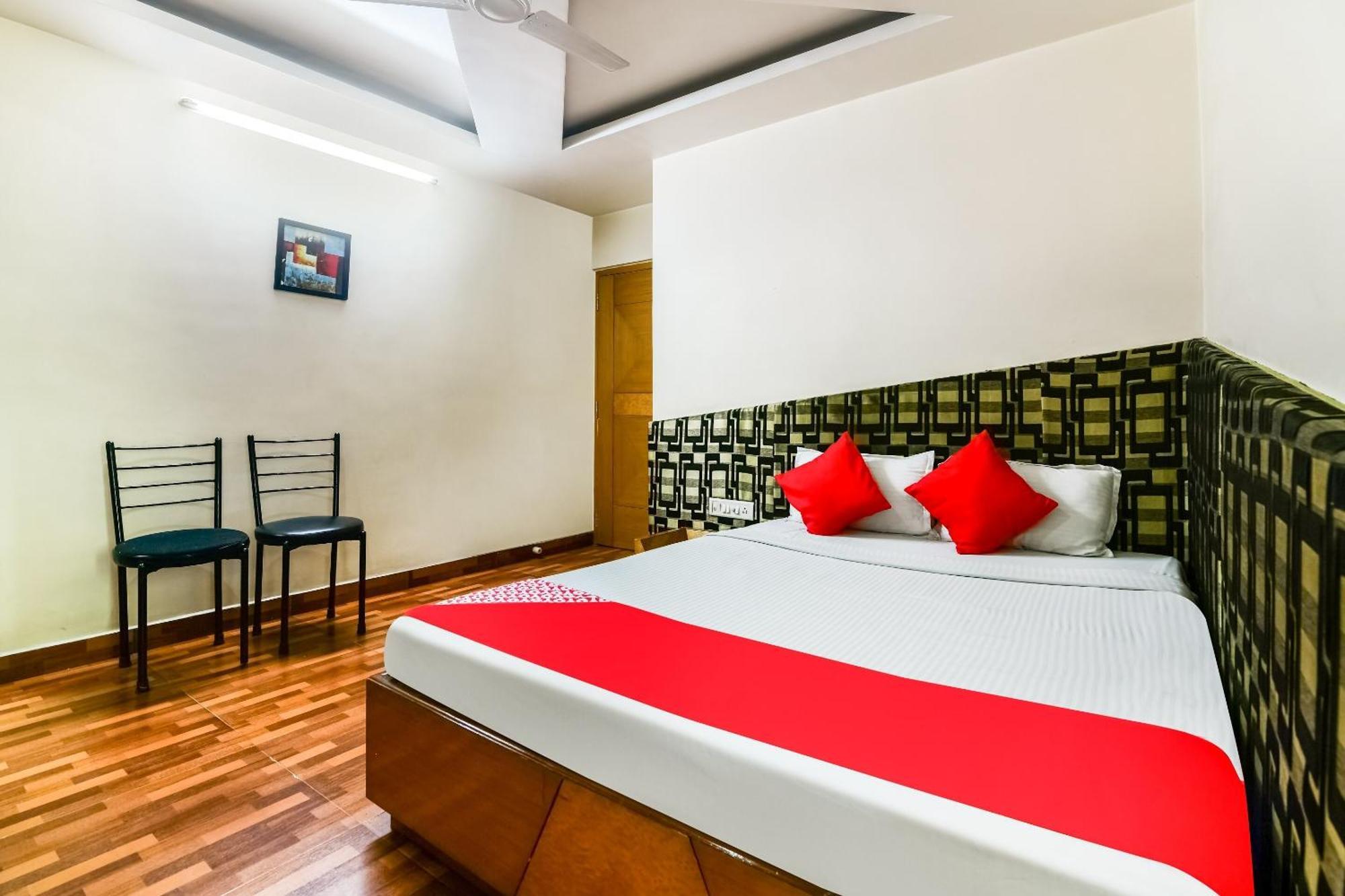 Capital O 61493 Hotel All Seasons Jamshedpur Exterior foto
