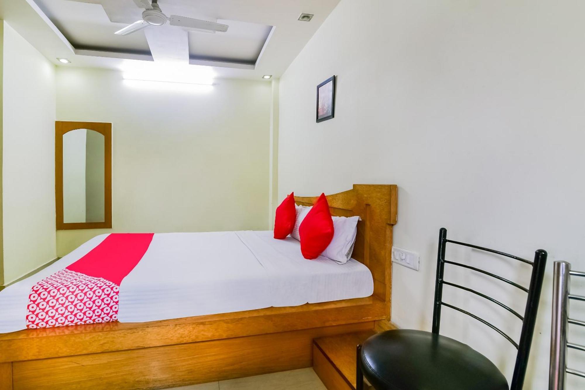 Capital O 61493 Hotel All Seasons Jamshedpur Exterior foto